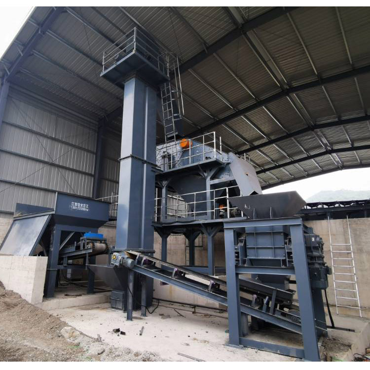 江西瀝青混合料破碎篩分設備客戶現(xiàn)場